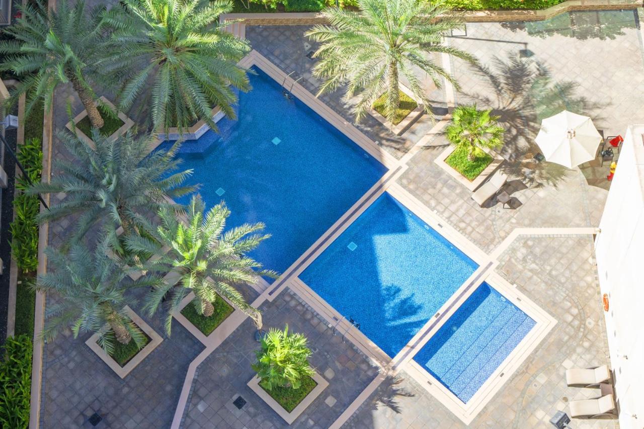Chic 2Br Apartment, Prime Location Near Dubai Mall - Allsopp&Allsopp Екстер'єр фото